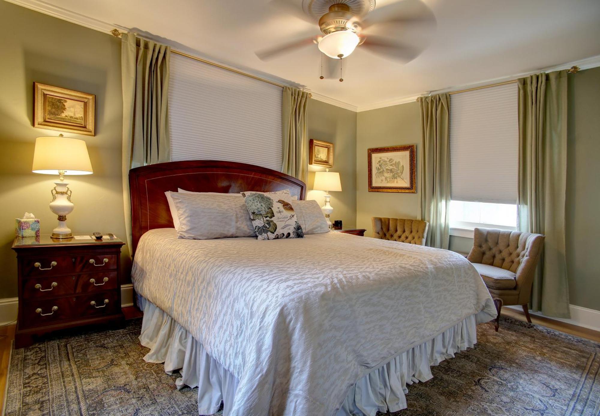 Azalea Inn And Villas Саванна Экстерьер фото